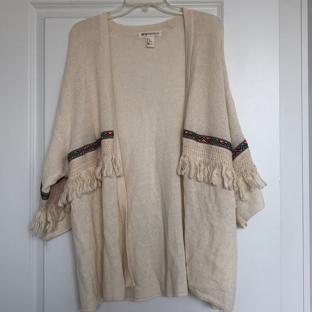 CREAM KNIT JACKET WITH DETAILED AZTEC SLEEVE